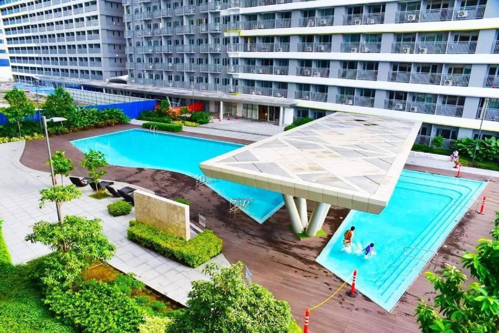 1br Unit Condotel W Balcony Fame Residences #fm55 *